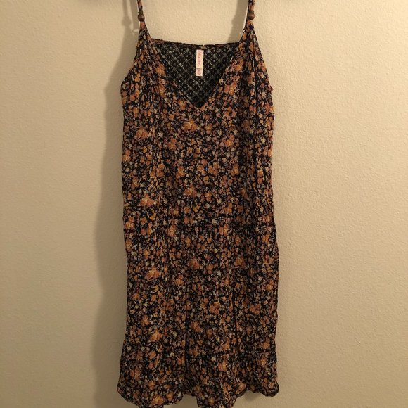 Xhilaration Flowered Summer Dress - Picture 1 of 4